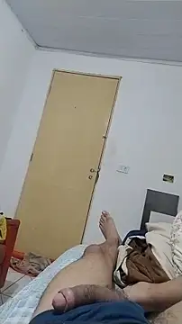 Snapshot of UncutToyBoy23cm chatting on September 24, 2025, 4:30 am UncutToyBoy23cm online show from September 24, 2025, 4:30 am