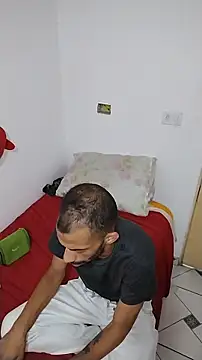 Snapshot of UncutToyBoy23cm chatting on March 16, 2025, 7:06 pm UncutToyBoy23cm online show from March 16, 2025, 7:06 pm