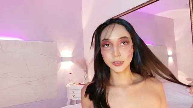 AbrilBrent online show from October 6, 2025, 8:42 pm