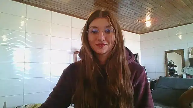 SweetyBabyDemon online show from May 11, 2026, 1:12 pm