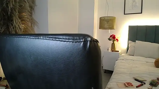 DestinyTorn online show from December 3, 2024, 10:34 am