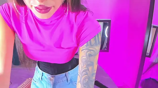 Snapshot of Andrea_flow chatting on March 2, 2026, 1:29 pm Andrea flow online show from March 2, 2026, 1:29 pm