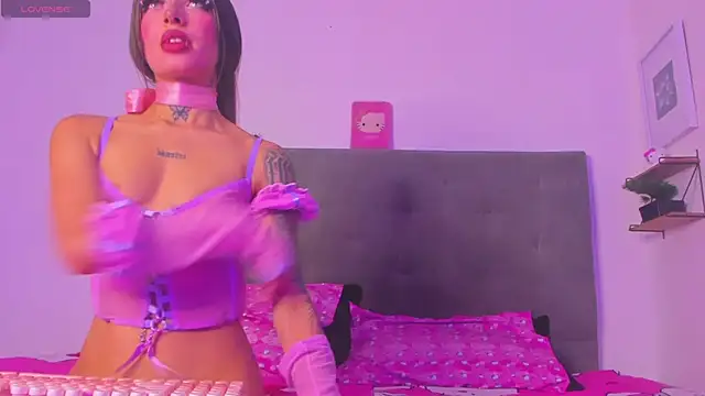 Snapshot of Andrea_flow chatting on April 8, 2026, 11:28 pm Andrea flow online show from April 8, 2026, 11:28 pm