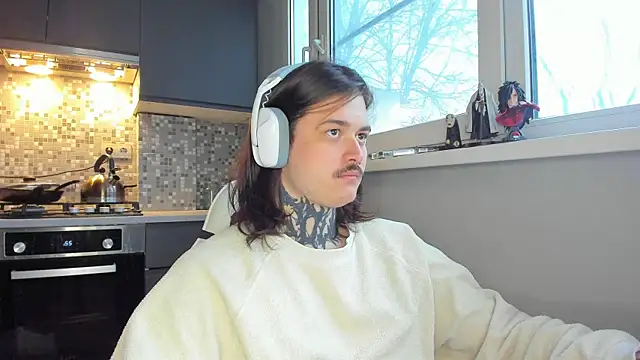 Snapshot of _torfin_ chatting on February 11, 2025, 6:30 am torfin online show from February 11, 2025, 6:30 am