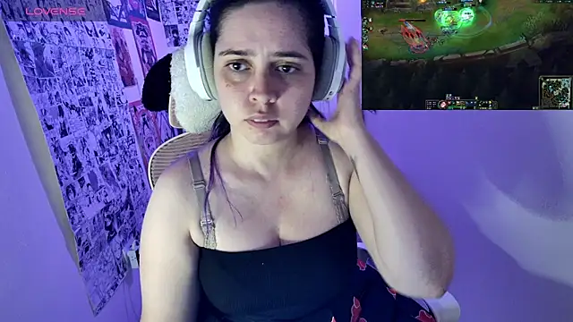 Vallolet Spencer online show from February 25, 2026, 4:01 am