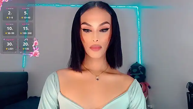  Riannagarcia  online show from October 17, 2025, 4:27 am