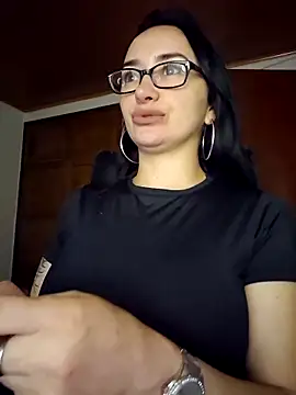 preetypeach online show from January 18, 2026, 2:48 am