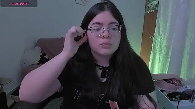 Aria Fullbuster online show from April 4, 2026, 10:27 pm