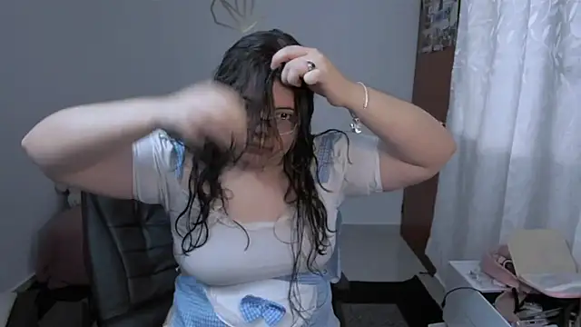 Aria Fullbuster online show from February 3, 2026, 8:47 pm