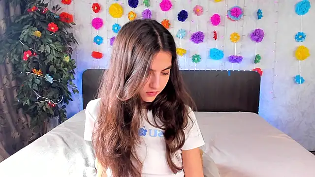 Snapshot of Milana_Crystal_ chatting on March 13, 2025, 11:30 am Milana Crystal online show from March 13, 2025, 11:30 am