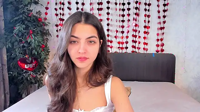 Snapshot of Milana_Crystal_ chatting on February 27, 2025, 8:13 am Milana Crystal online show from February 27, 2025, 8:13 am