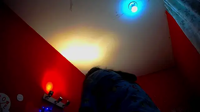 crazylatina  online show from February 25, 2025, 1:52 am