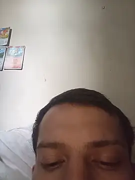 Snapshot of Adee21e chatting on May 22, 2026, 3:21 pm Adee21e online show from May 22, 2026, 3:21 pm