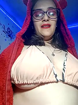 Snapshot of anndreapds chatting on February 27, 2026, 9:03 pm anndreapds online show from February 27, 2026, 9:03 pm