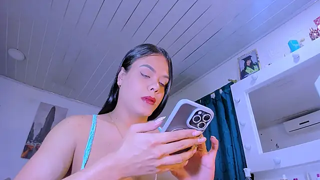 LatinVenuz online show from February 21, 2026, 5:53 am