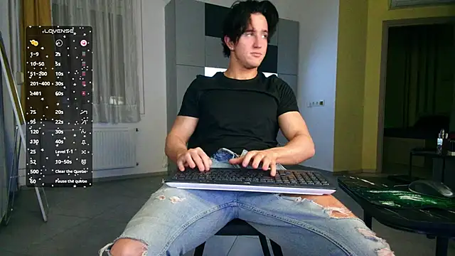 Snapshot of ChristianLevine_ chatting on February 22, 2026, 4:15 am ChristianLevine online show from February 22, 2026, 4:15 am