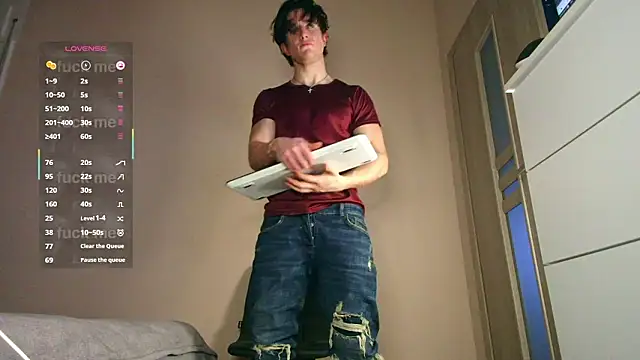 Snapshot of ChristianLevine_ chatting on January 31, 2026, 7:12 pm ChristianLevine online show from January 31, 2026, 7:12 pm