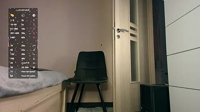 Snapshot of ChristianLevine_ chatting on February 4, 2026, 6:14 pm ChristianLevine online show from February 4, 2026, 6:14 pm