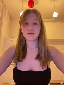 Eva Weyne online show from April 11, 2026, 9:29 pm