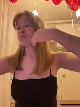 Eva Weyne online show from March 29, 2026, 9:16 pm