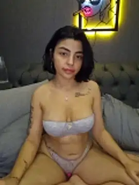 Snapshot of Esmertarcinim chatting on February 5, 2026, 3:30 pm Esmertarcinim online show from February 5, 2026, 3:30 pm