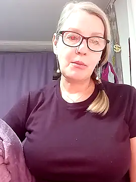 irinamaux online show from February 28, 2026, 5:45 pm