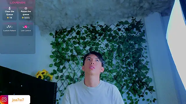 Levii Ackermann online show from January 9, 2026, 2:02 pm