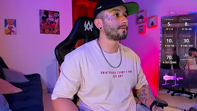 Alex maraj online show from November 4, 2025, 10:13 pm