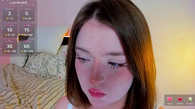 lexxxxxxi online show from April 13, 2026, 7:40 pm