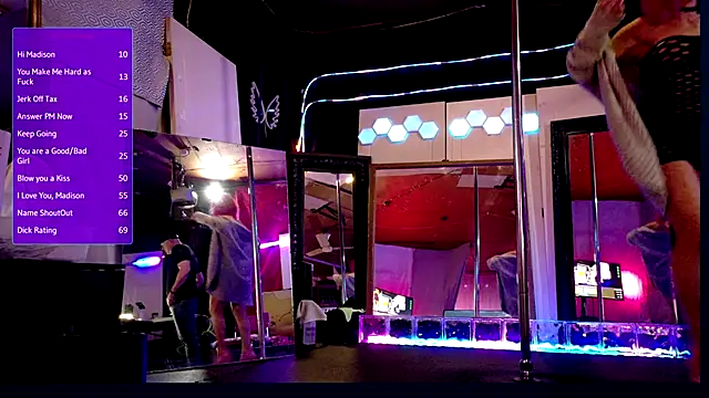 Snapshot of MadisonMarie chatting on February 22, 2026, 7:44 am MadisonMarie online show from February 22, 2026, 7:44 am