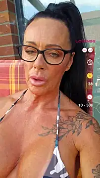 Misses-Cougar online show from July 13, 2026, 7:07 am