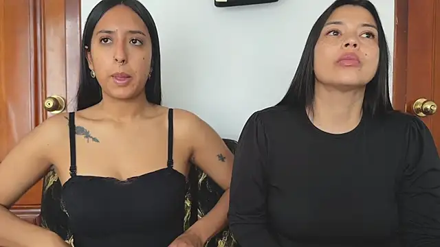 2SummerLove1 online show from November 14, 2025, 4:10 pm