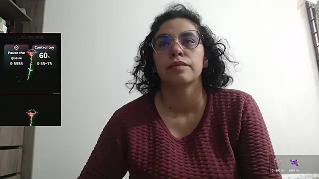 Snapshot of Anne_purple chatting on October 29, 2025, 3:11 pm Anne purple online show from October 29, 2025, 3:11 pm