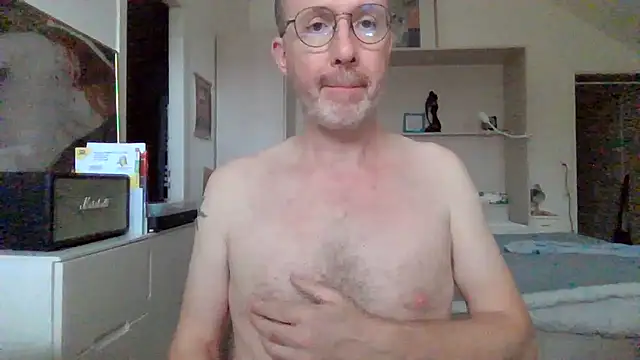 Snapshot of Lolodamour72 chatting on July 22, 2026, 2:52 pm Lolodamour72 online show from July 22, 2026, 2:52 pm