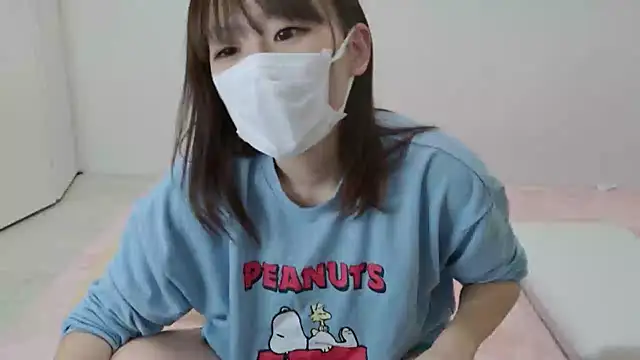 Snapshot of hi---chan- chatting on September 27, 2025, 10:49 pm hi---chan- online show from September 27, 2025, 10:49 pm