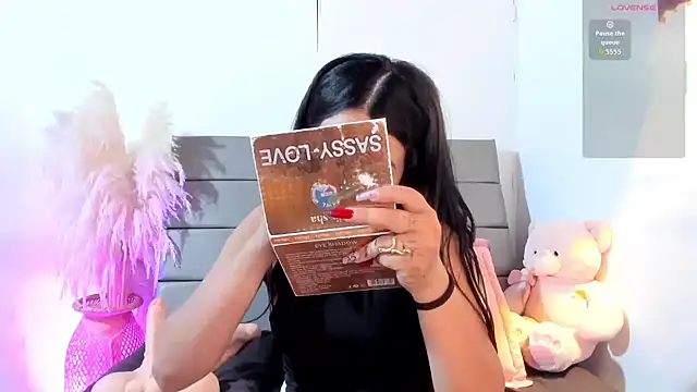 Snapshot of Julieta_Coopeer_ chatting on March 16, 2026, 10:41 am Julieta Coopeer online show from March 16, 2026, 10:41 am