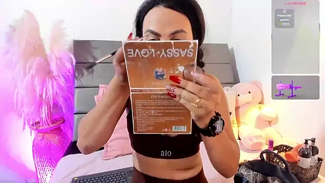 Snapshot of Julieta_Coopeer_ chatting on March 29, 2026, 10:28 am Julieta Coopeer online show from March 29, 2026, 10:28 am