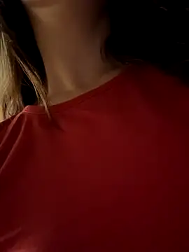  Juliette online show from November 27, 2025, 4:07 pm