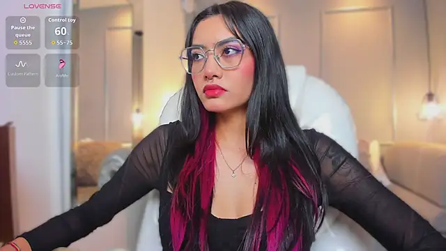 AzuraKindong online show from February 10, 2026, 7:24 pm