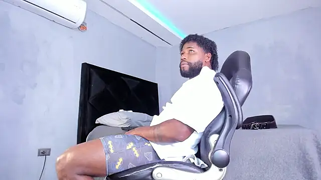 Dancelwashington online show from February 3, 2026, 8:47 pm