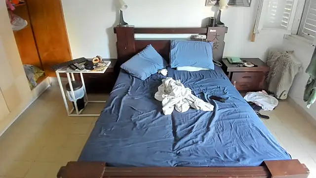 CTPuIITu3 online show from September 27, 2025, 5:24 am