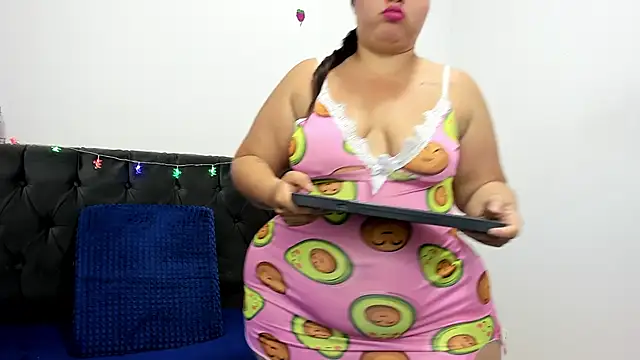 bonnyy26 online show from November 21, 2025, 9:08 am