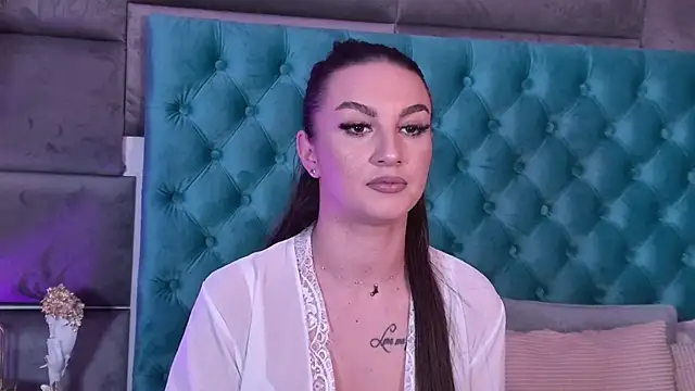 Snapshot of SecretSienna chatting on January 10, 2026, 7:04 am SecretSienna online show from January 10, 2026, 7:04 am