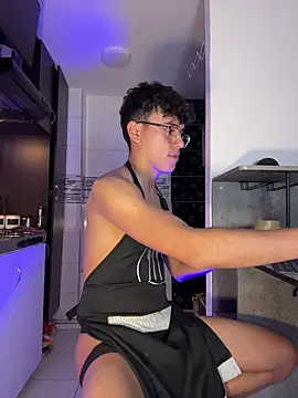 Angel esteban fx online show from February 26, 2026, 4:45 am