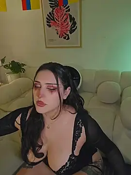 freya bella  online show from June 30, 2026, 8:53 pm