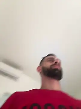 Snapshot of hugoprada chatting on January 17, 2025, 3:43 pm hugoprada online show from January 17, 2025, 3:43 pm