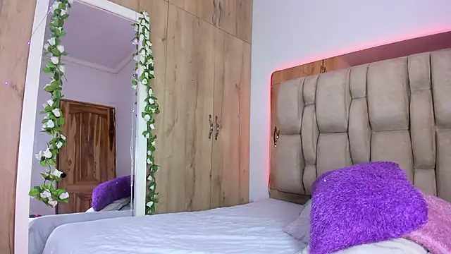 Violeta rosex online show from October 1, 2025, 12:27 am