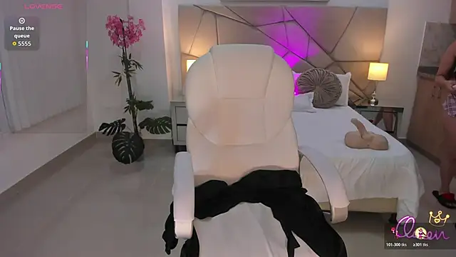 Snapshot of Aida_adams chatting on February 20, 2026, 12:51 pm Aida adams online show from February 20, 2026, 12:51 pm