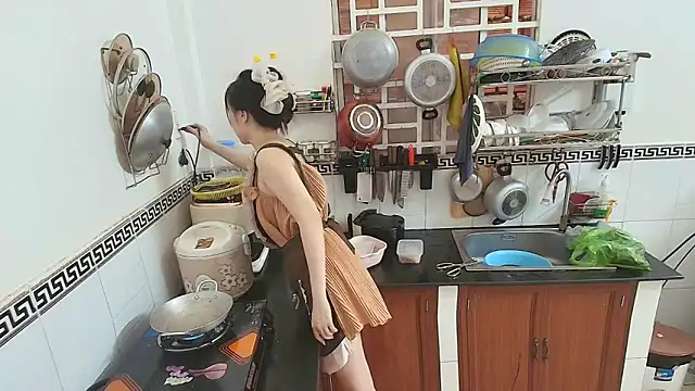 Babysex-2k online show from April 1, 2026, 3:30 am