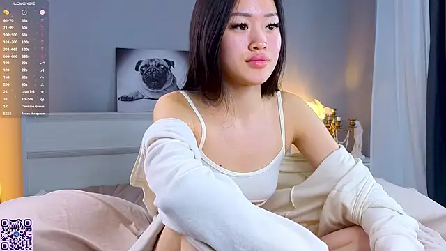 Snapshot of FloresGarr chatting on February 6, 2025, 11:09 am FloresGarr online show from February 6, 2025, 11:09 am